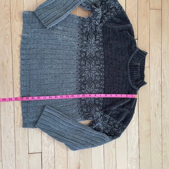 Vintage Fair Isle Chenille Style Sweater Gray Grunge Cottage Grandma Knit Size M - Picture 10 of 11